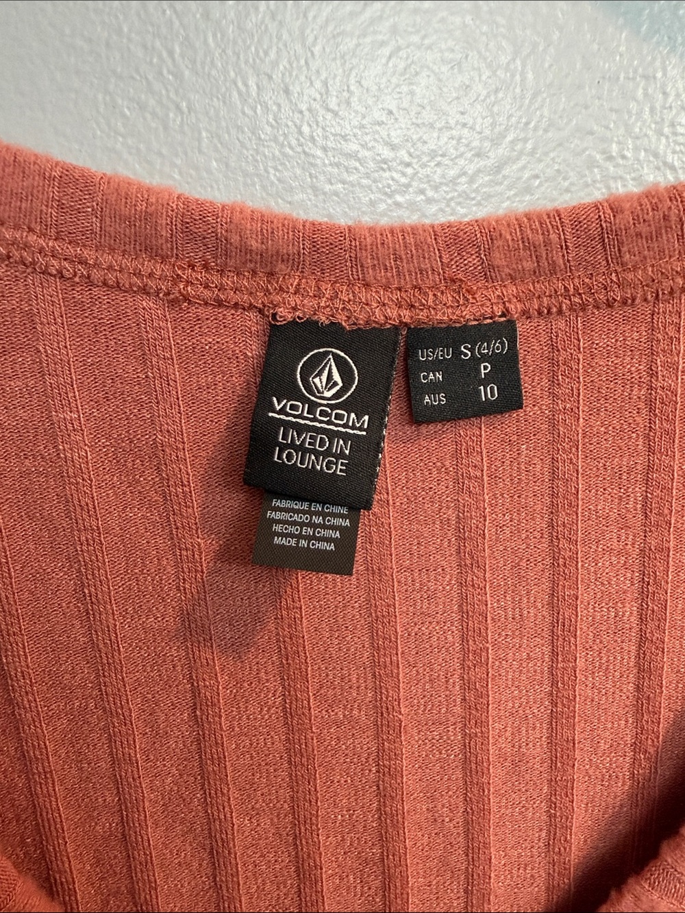 Volcom Ribbed V-Neck Short Sleeve Top - Rust - Picture 2 of 4